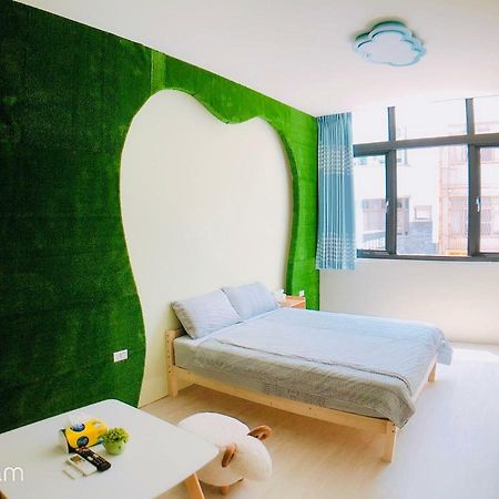 Greenonly Homestay ไถหนาน ภายนอก รูปภาพ
