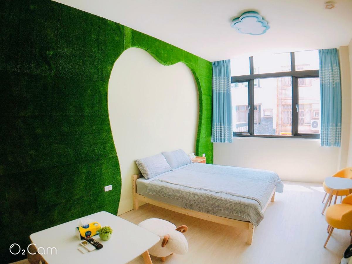 Greenonly Homestay ไถหนาน ภายนอก รูปภาพ