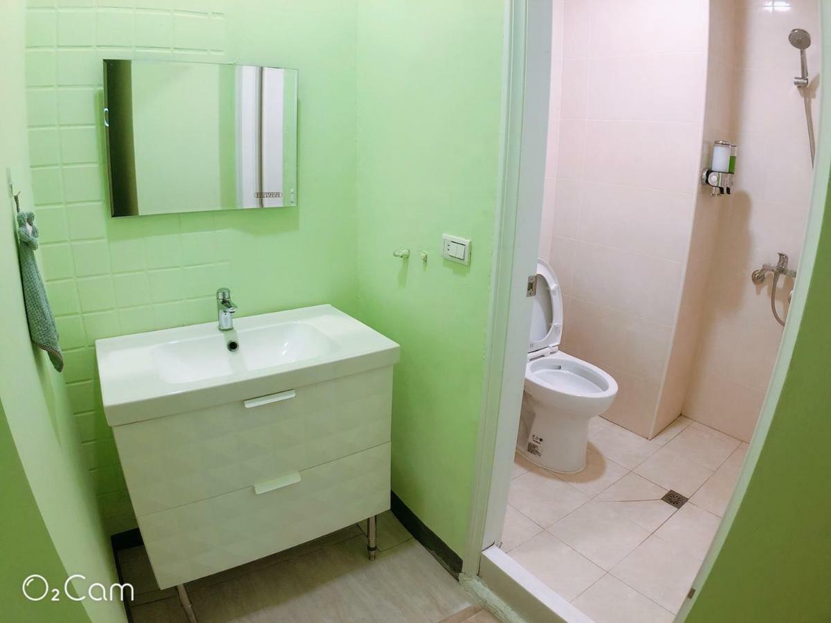 Greenonly Homestay ไถหนาน ภายนอก รูปภาพ